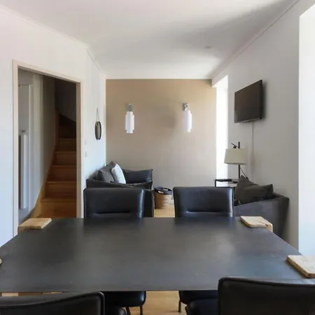 Nook 42 - The Loft - 2br W/ Balcony Views