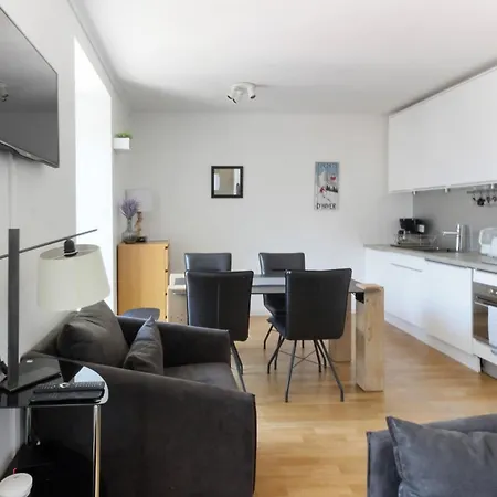 Nook 42 - The Loft - 2br W/ Balcony Views Apartment *